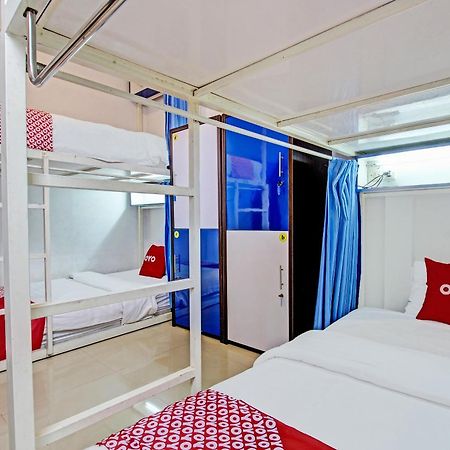 Oyo 91952 Oase Hostel يوغياكارتا المظهر الخارجي الصورة