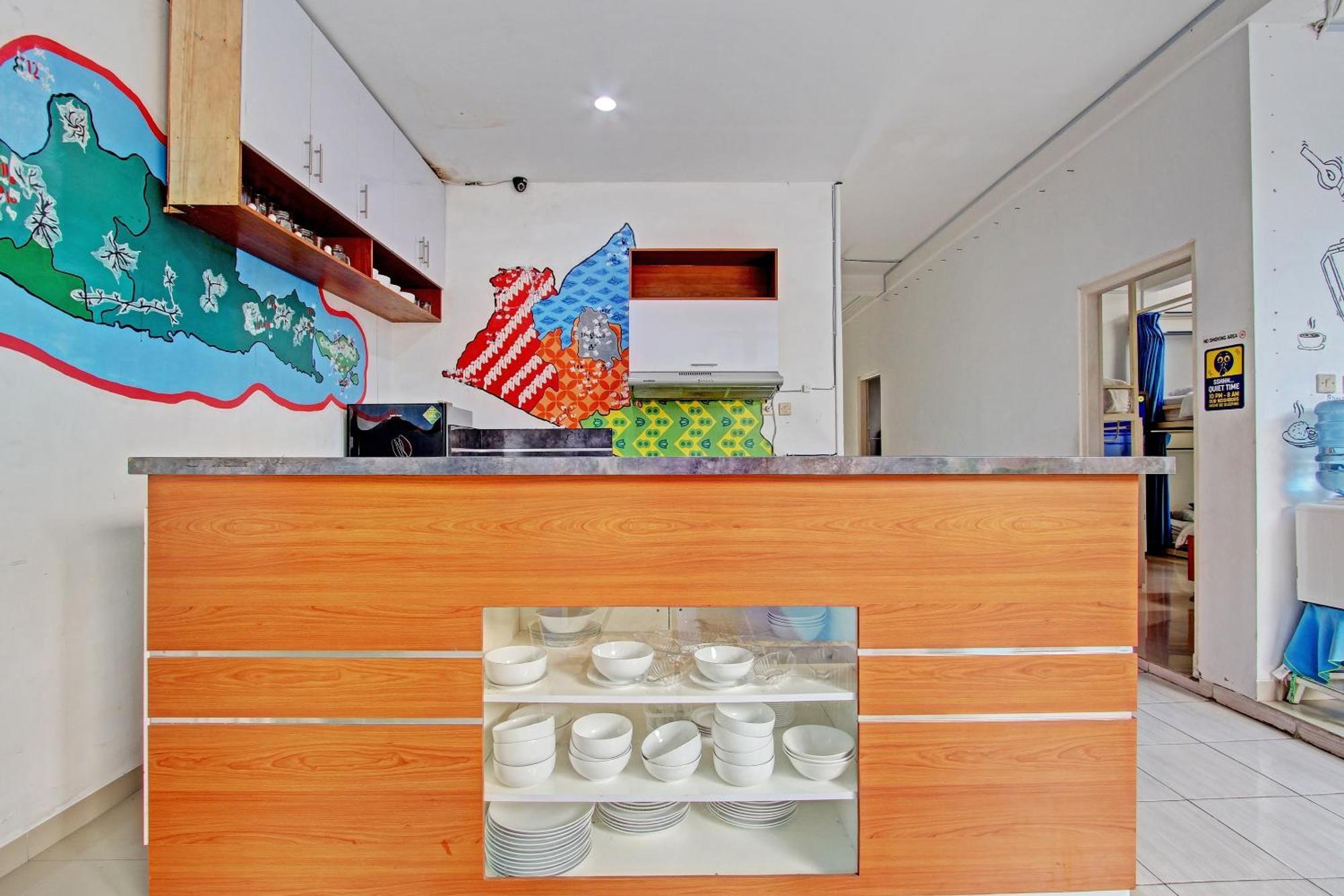 Oyo 91952 Oase Hostel يوغياكارتا المظهر الخارجي الصورة