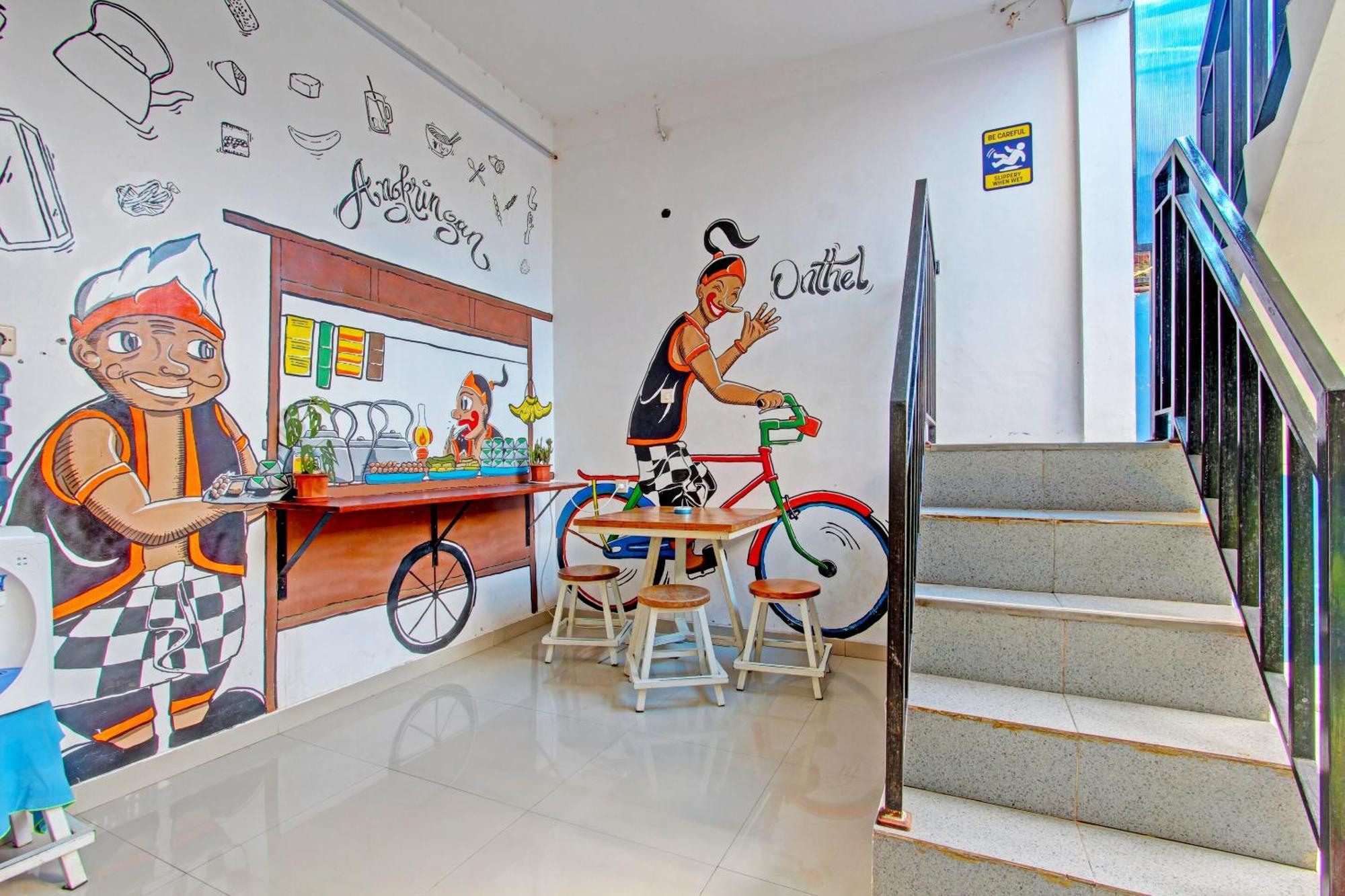 Oyo 91952 Oase Hostel يوغياكارتا المظهر الخارجي الصورة